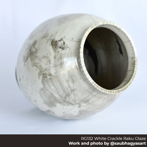 RG132 - White Crackle Raku
