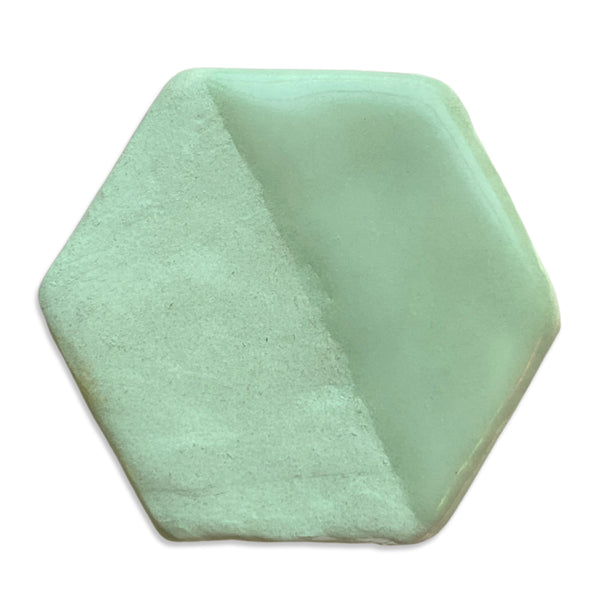 UG628 - Leaf Green Underglaze