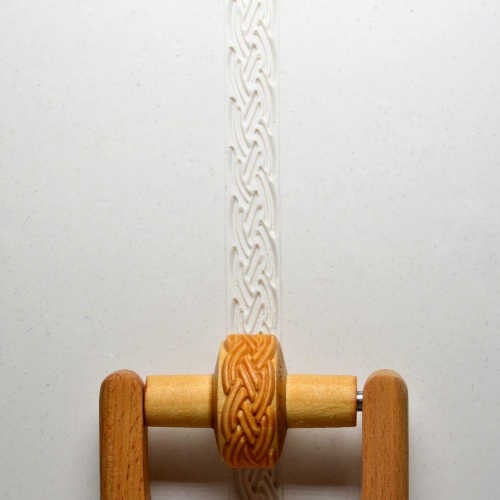 Small Handle Roller